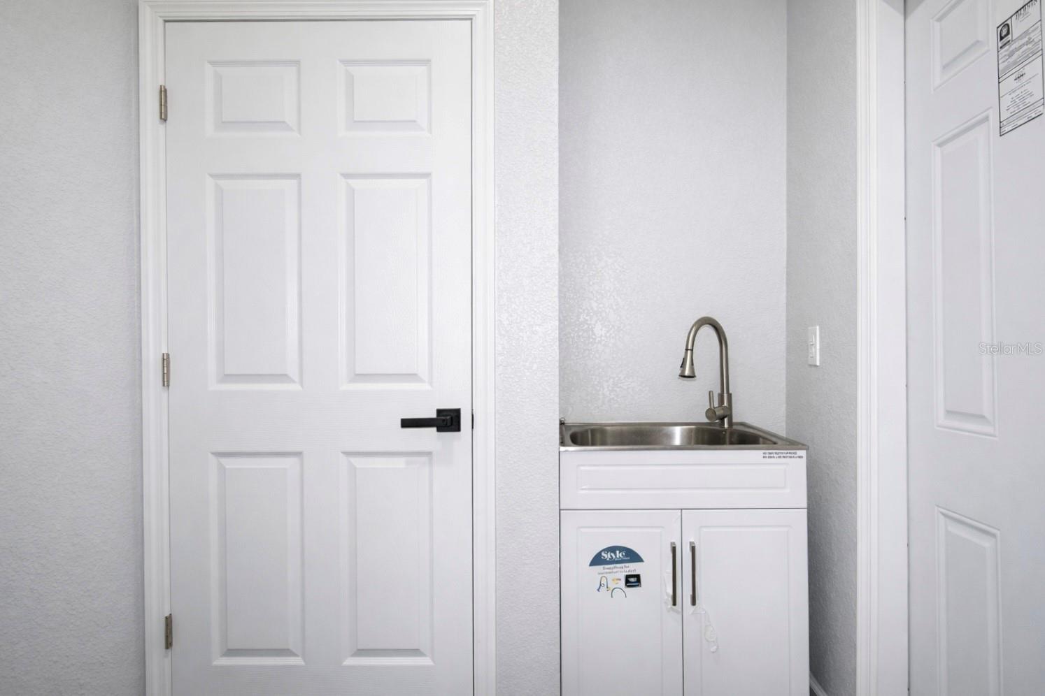 SUN N LAKE - Residential