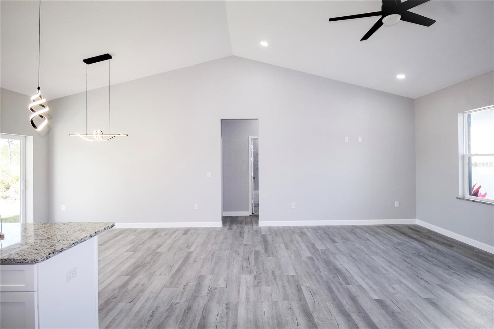 SUN N LAKE - Residential