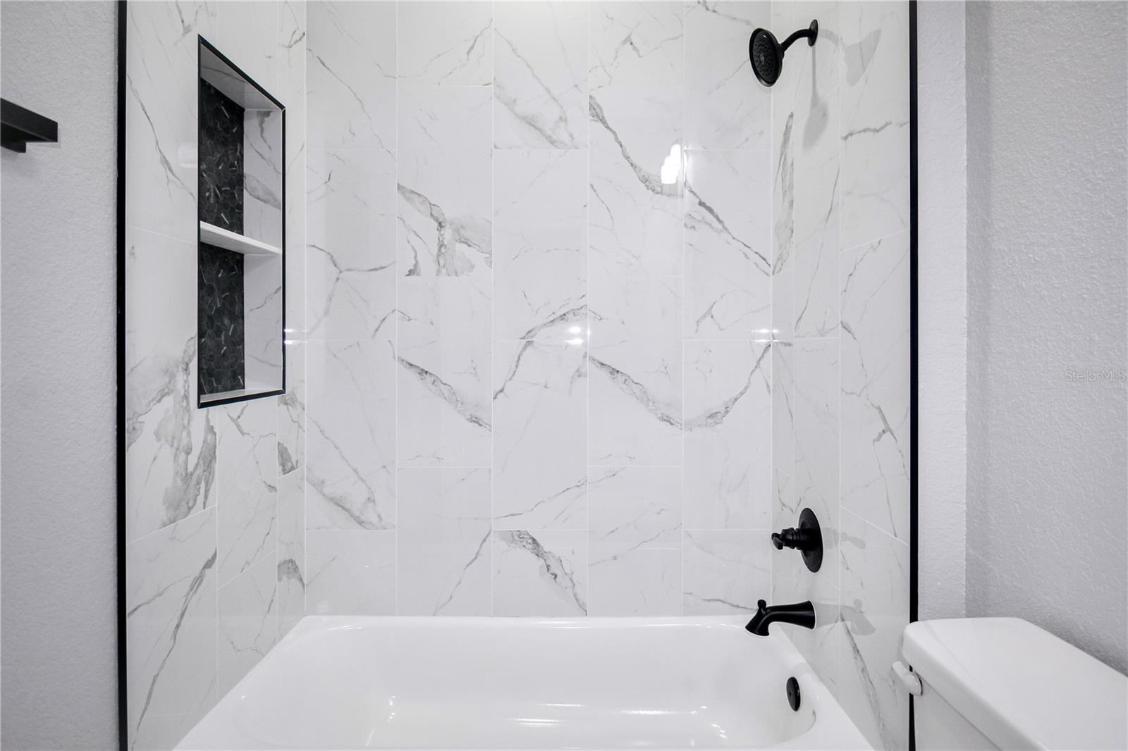 SUN N LAKE - Residential