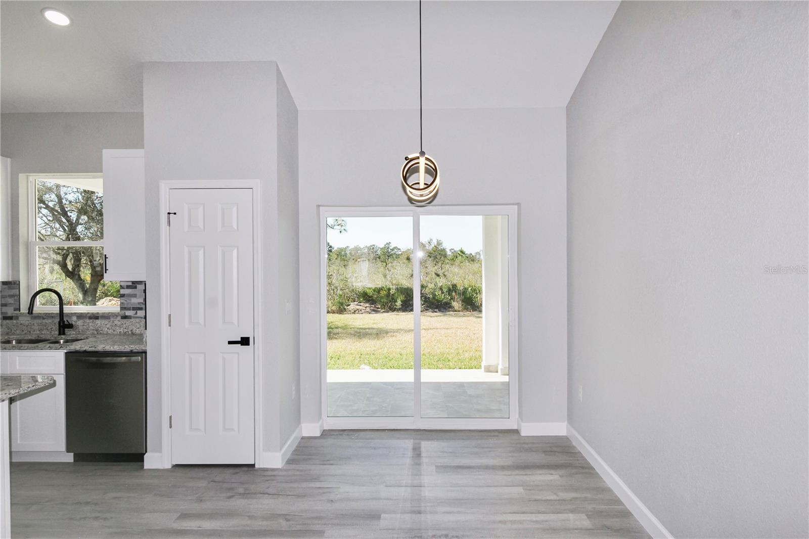 SUN N LAKE - Residential