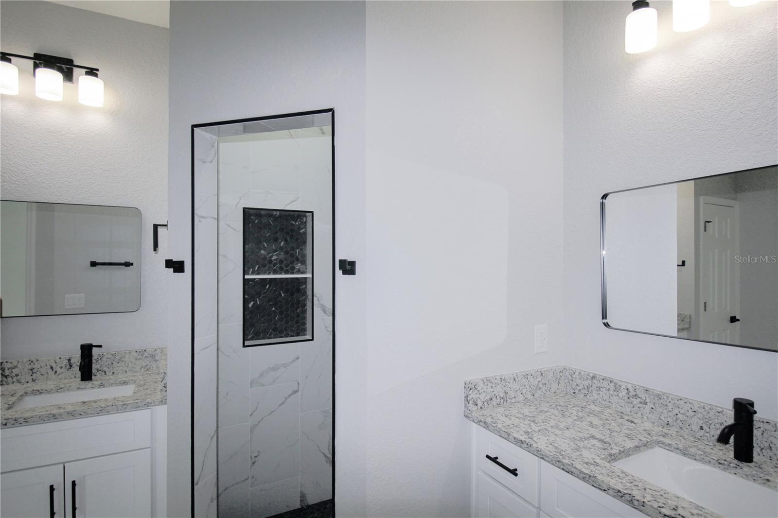 SUN N LAKE - Residential