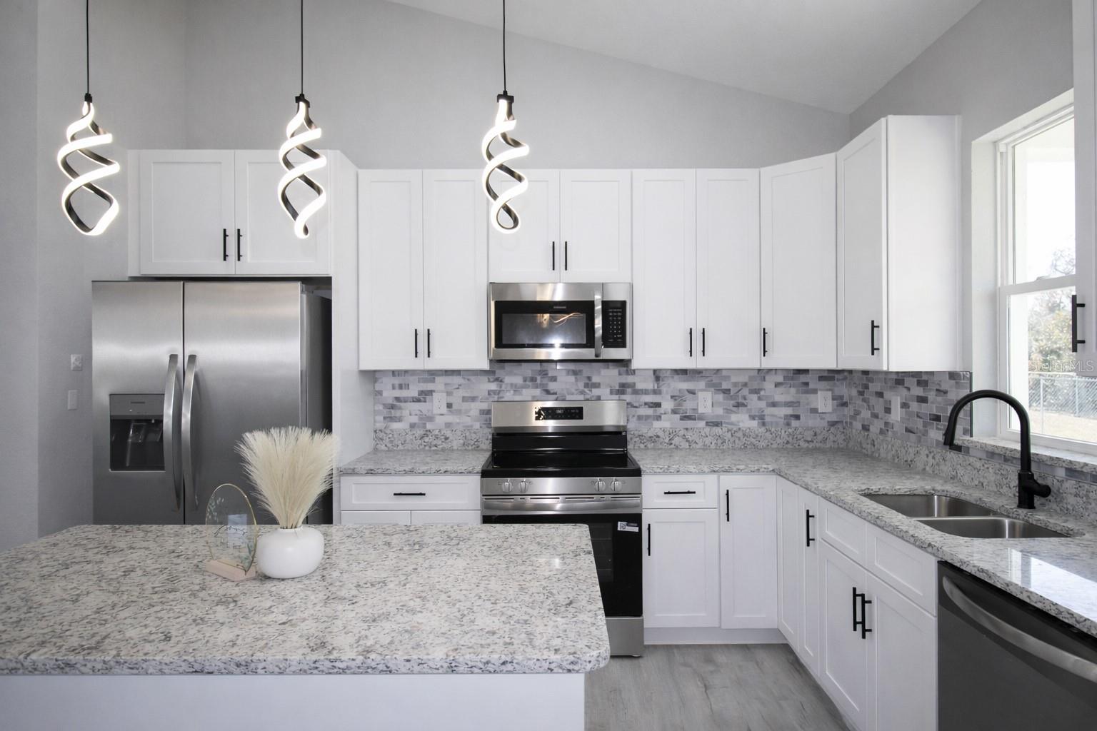 SUN N LAKE - Residential