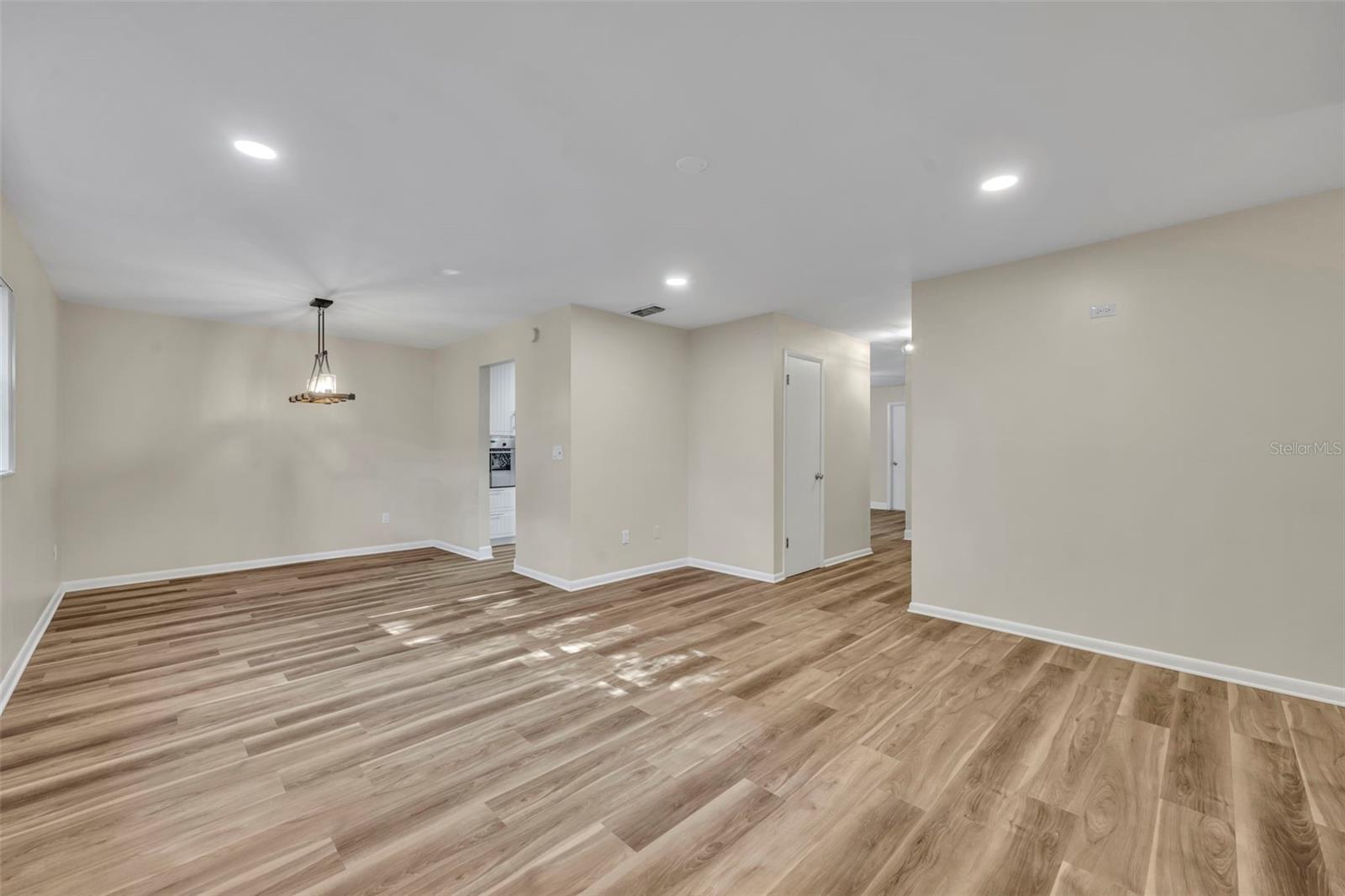 WEKIVA HUNT CLUB - Residential Lease