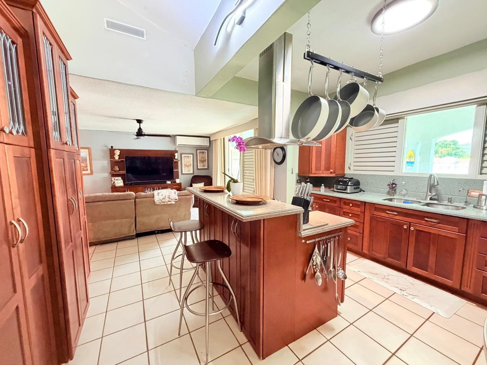 GURABO - Residential