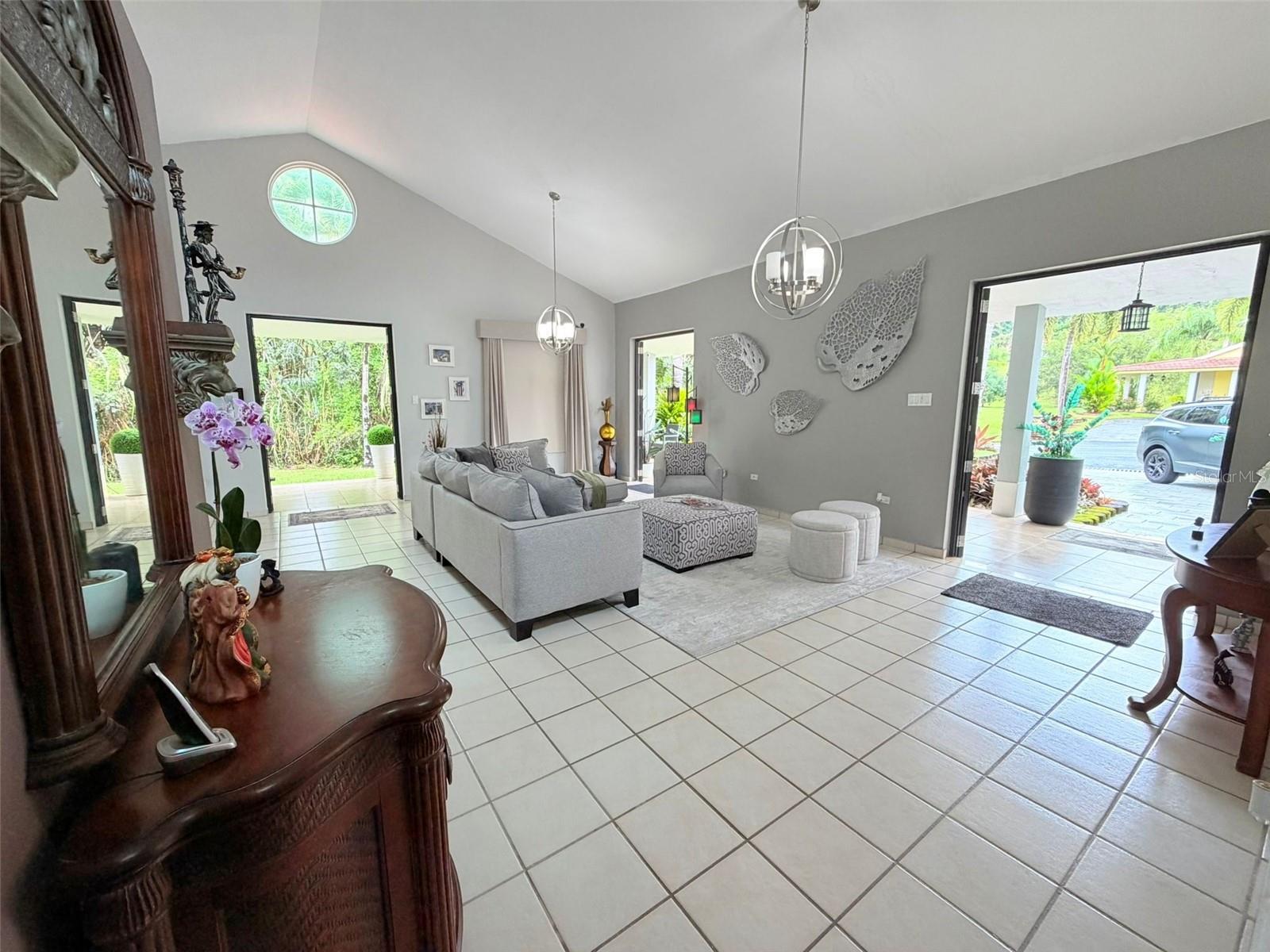 GURABO - Residential