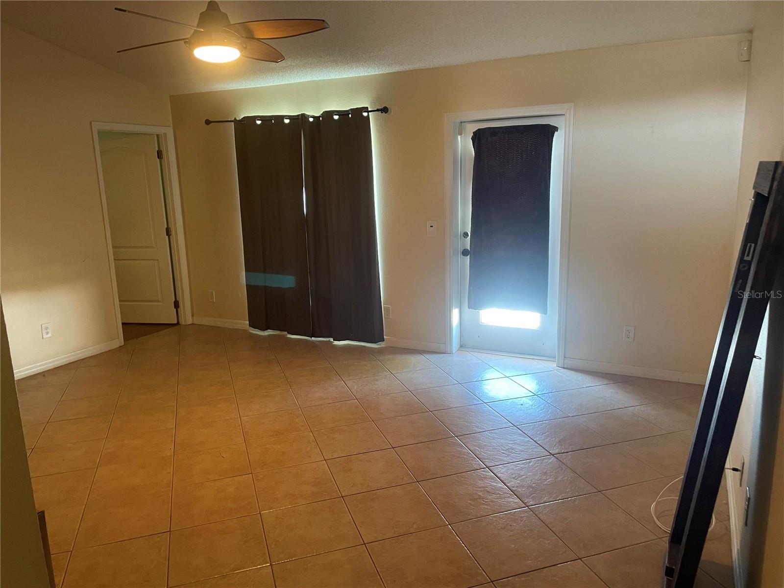 538 LAKEVIEW COURT