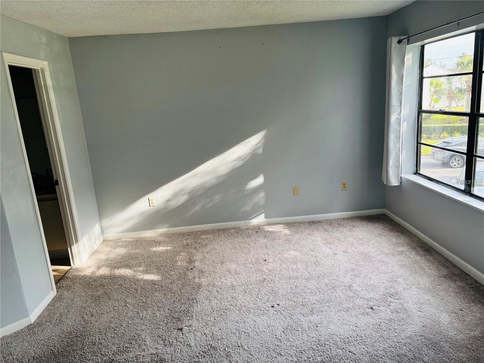 SOUTHPOINTE CONDO - Residential