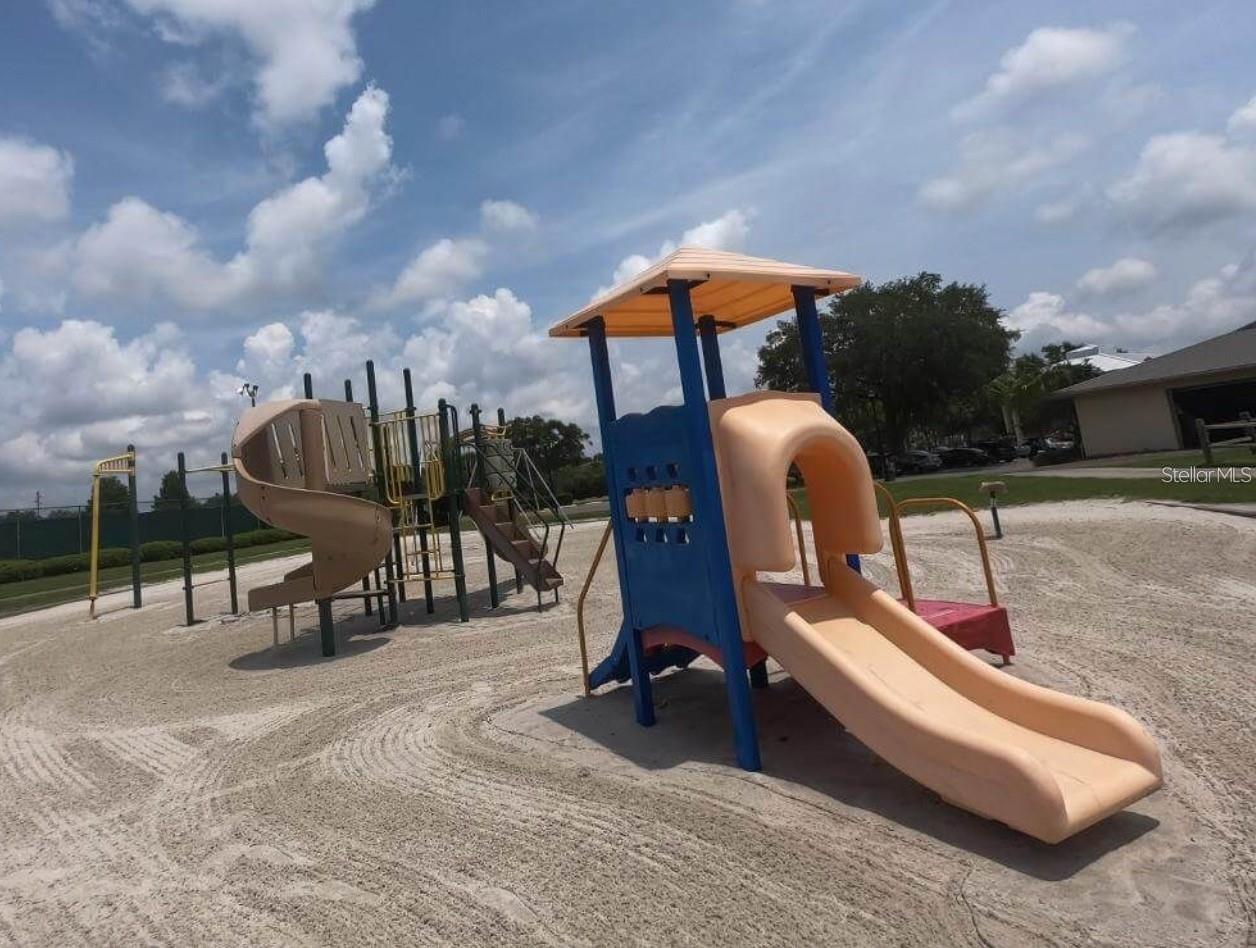 SOUTHPOINTE CONDO - Residential