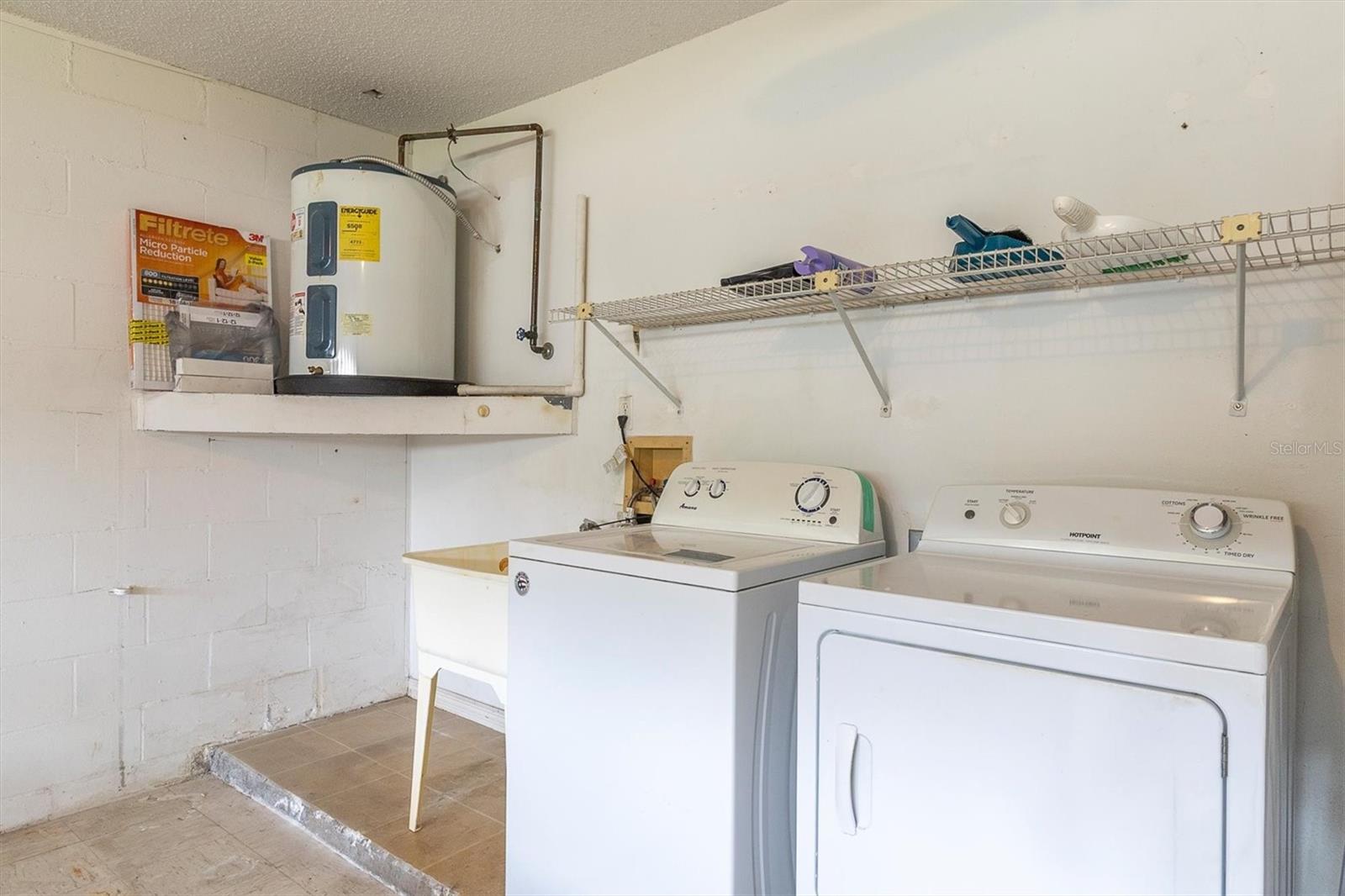 CAMBRIDGE COMMONS CONDO PH 01 - Residential