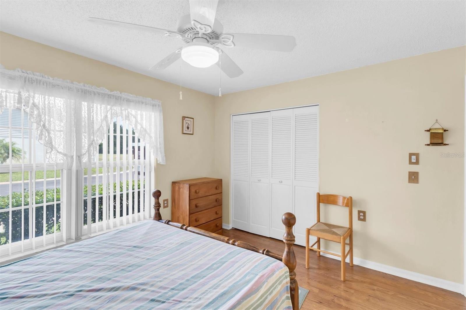 CAMBRIDGE COMMONS CONDO PH 01 - Residential