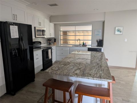 Tiny photo for 11711 W Bayshore Drive, Crystal River, FL 34429 (MLS # G5103098)