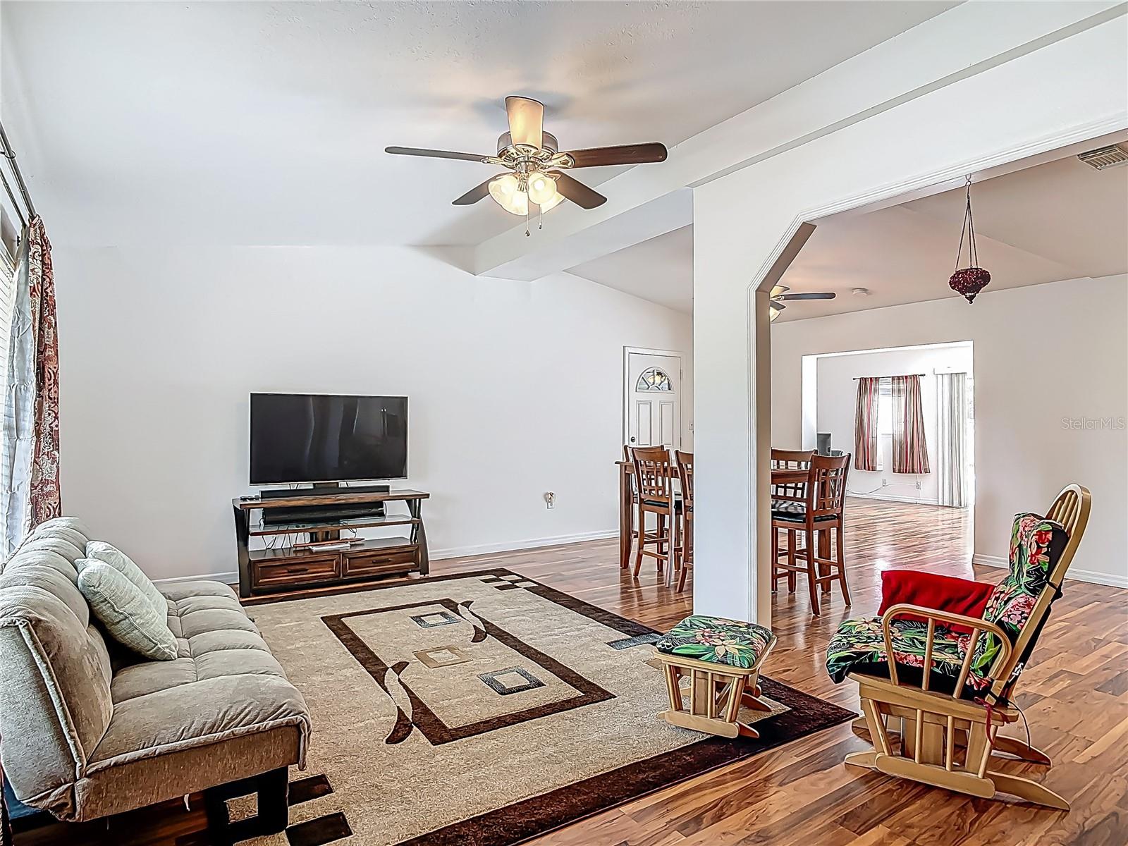 2203 BEATRICE DRIVE