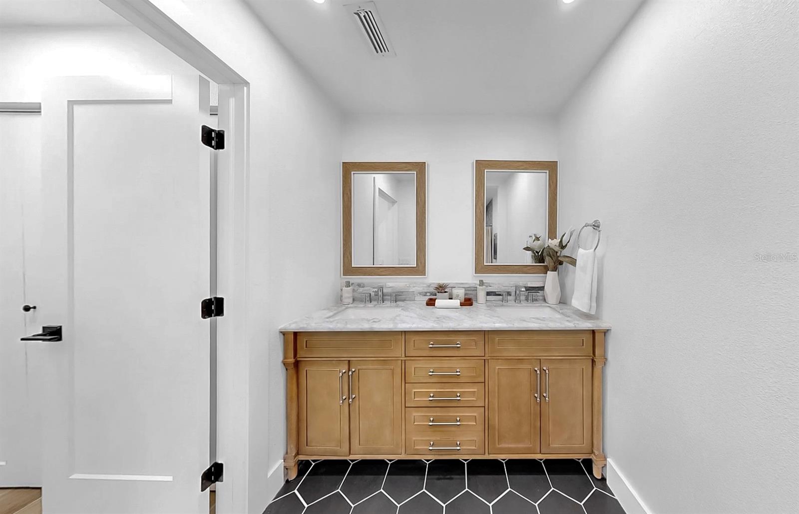 TWIN BRANCH ACRES UNIT ONE - Residential