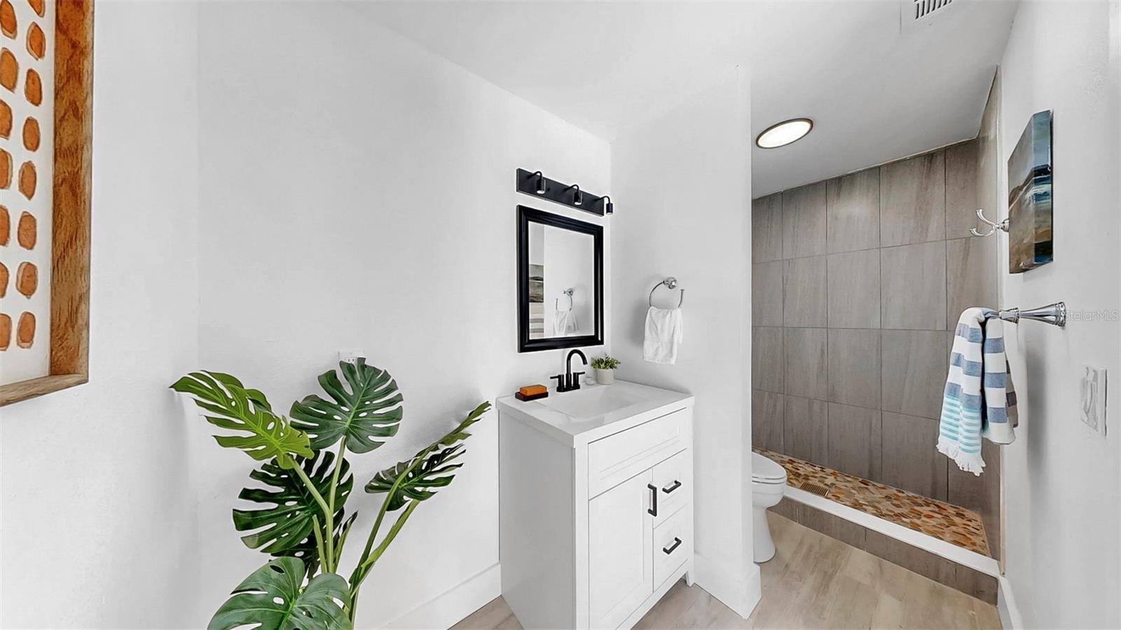 TWIN BRANCH ACRES UNIT ONE - Residential