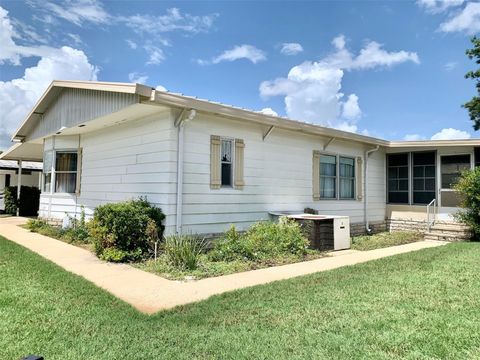 A home in ZELLWOOD