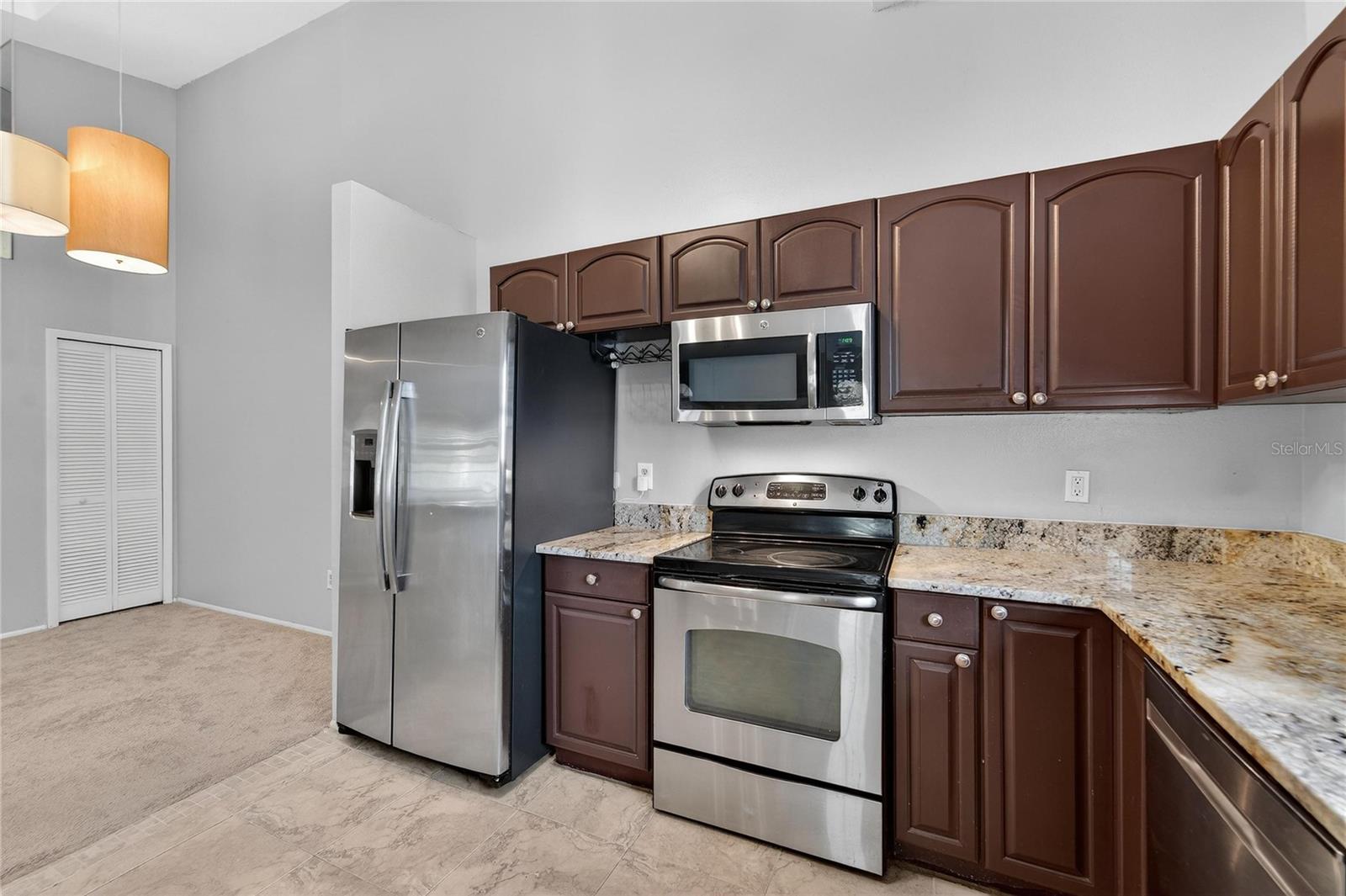 RAINTREE VILLAGE CONDO N - Residential Lease