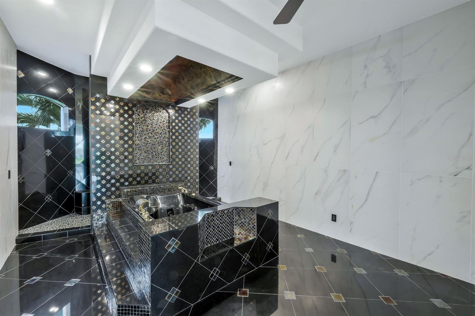 CAPE ROYAL GOLF CLUB - Residential