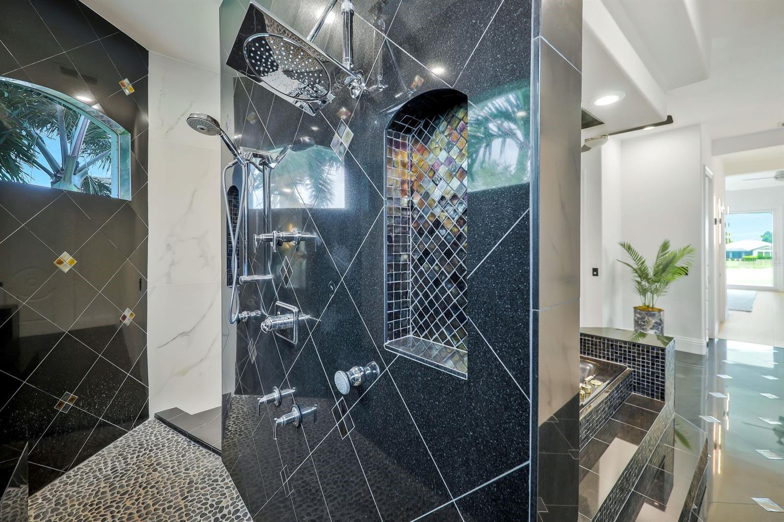 CAPE ROYAL GOLF CLUB - Residential