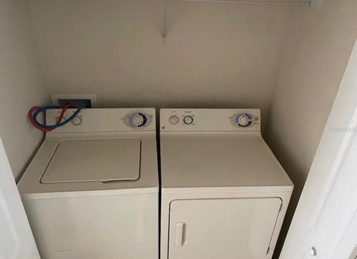 TOWNS LEGACY PARK - Residential Lease