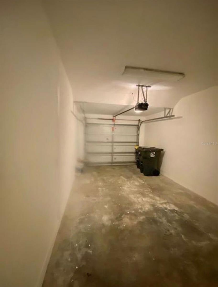 TOWNS LEGACY PARK - Residential Lease