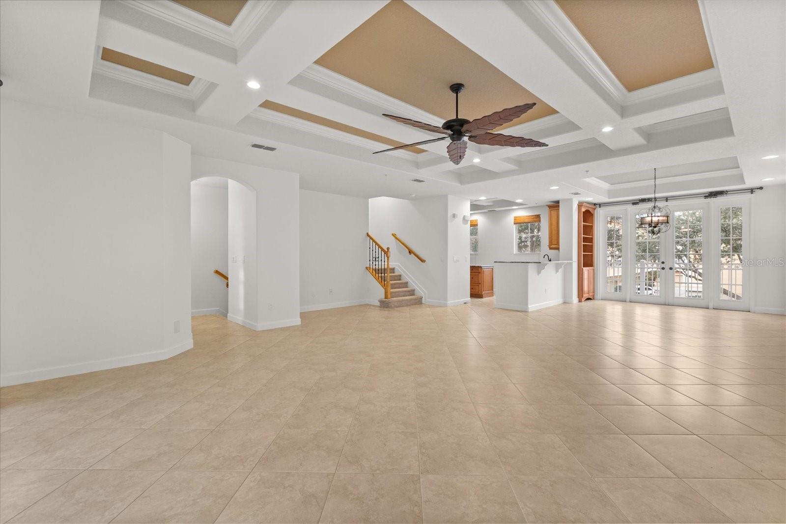 GRANDE OAKS AT HEATHROW - Residential