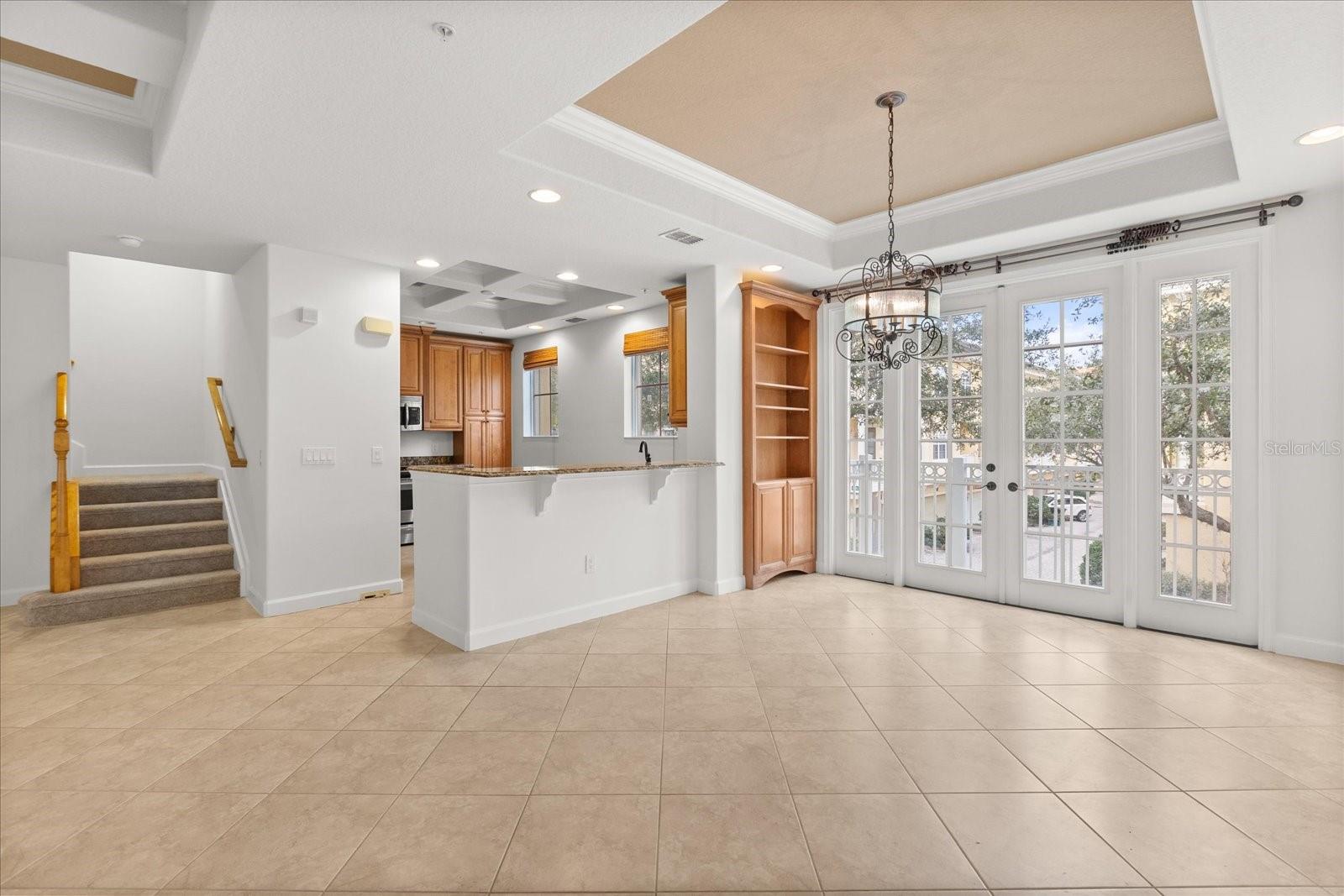 GRANDE OAKS AT HEATHROW - Residential