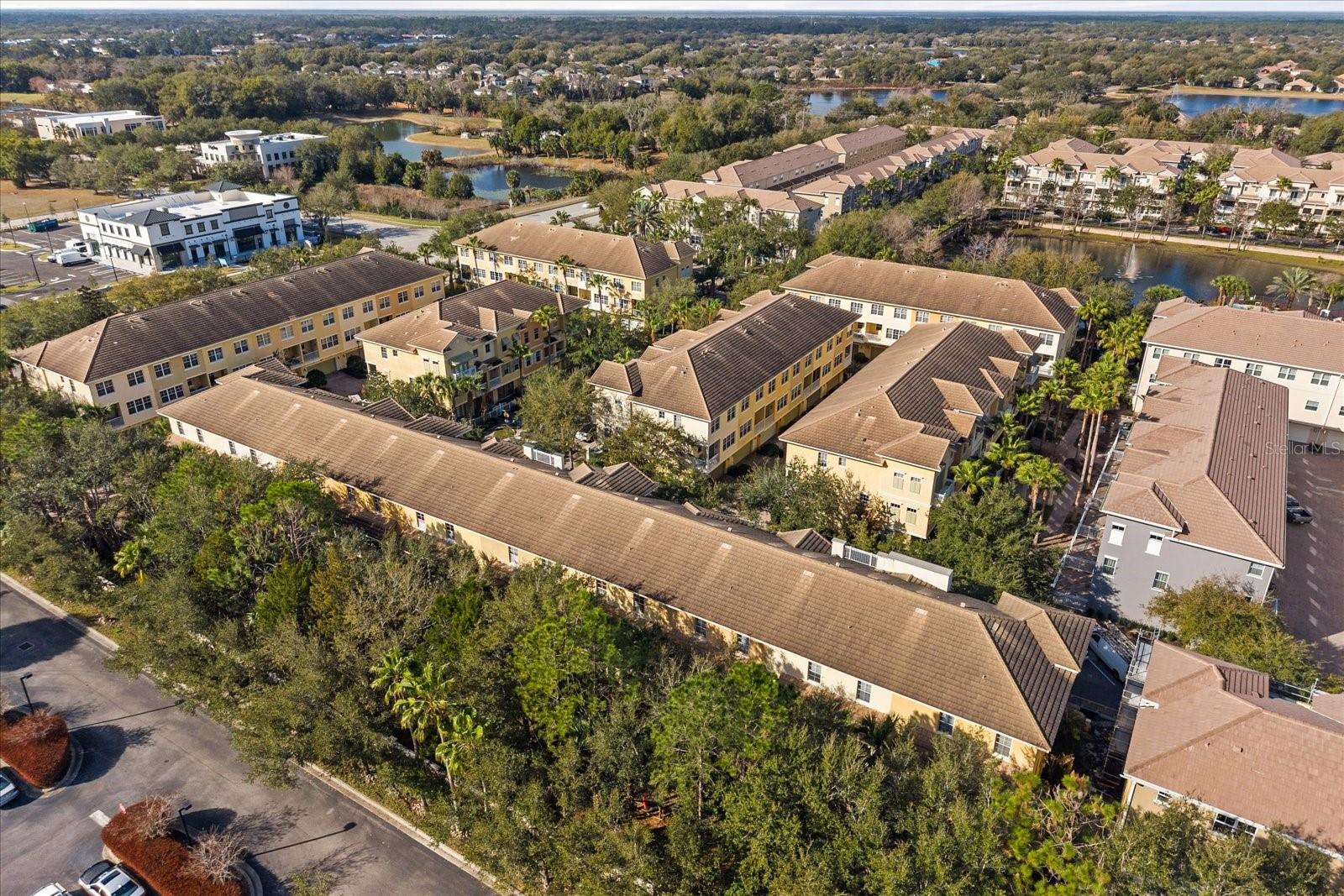 GRANDE OAKS AT HEATHROW - Residential