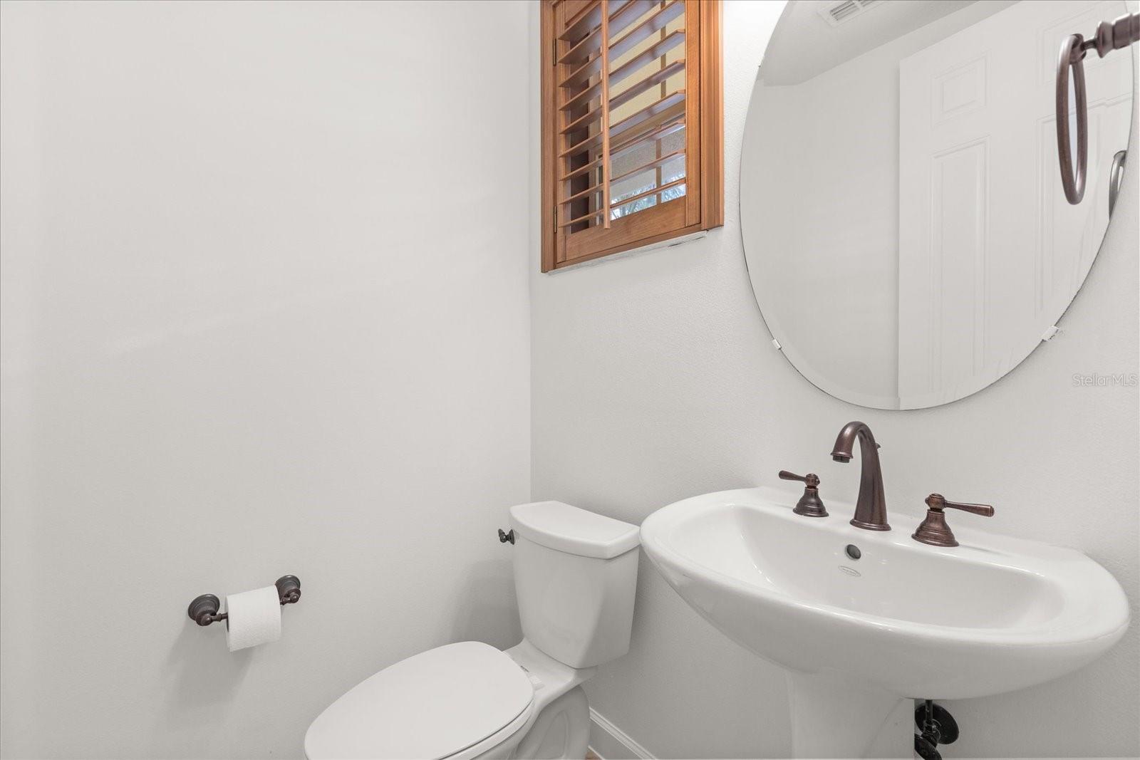 GRANDE OAKS AT HEATHROW - Residential