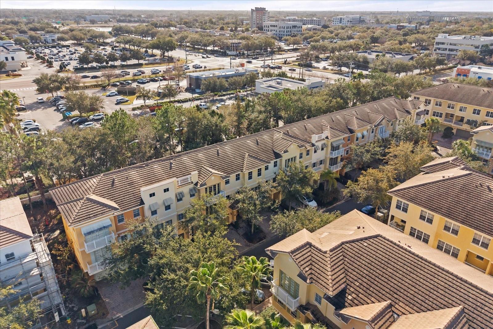 GRANDE OAKS AT HEATHROW - Residential