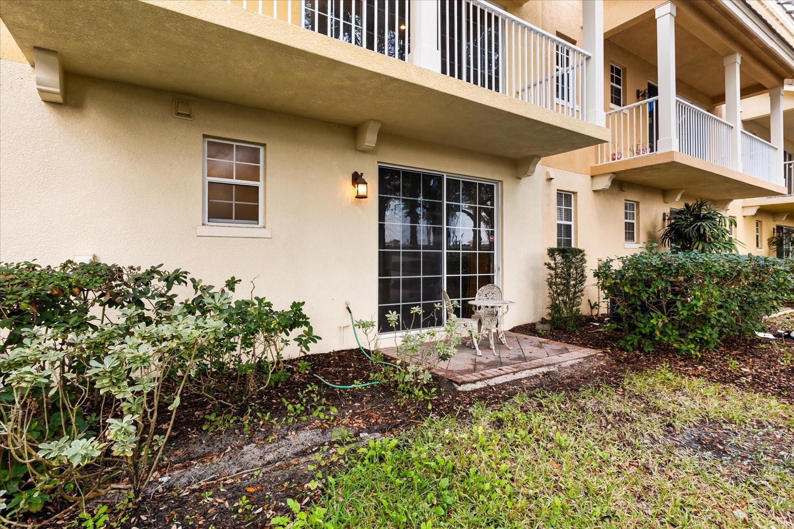 GRANDE OAKS AT HEATHROW - Residential