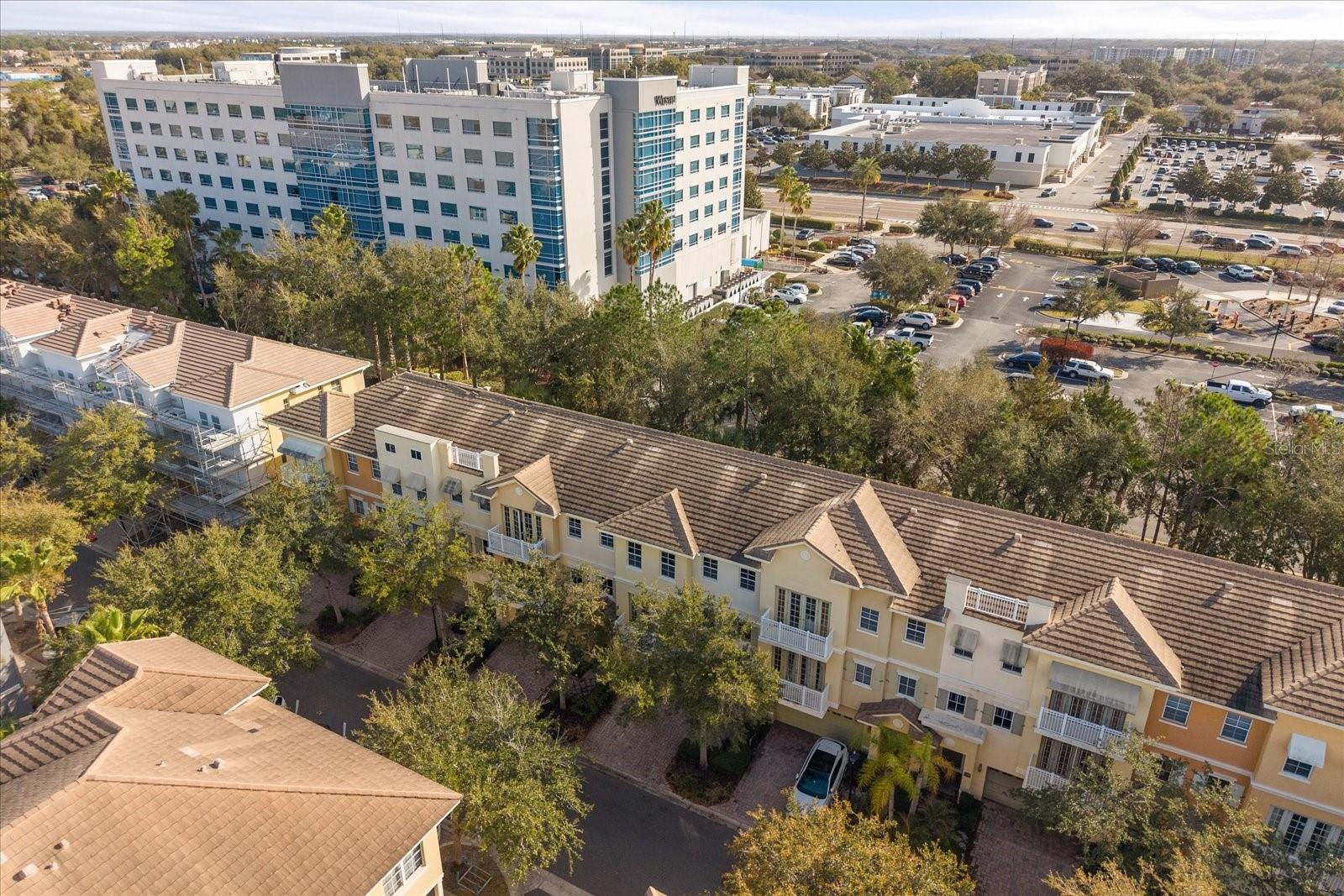 GRANDE OAKS AT HEATHROW - Residential