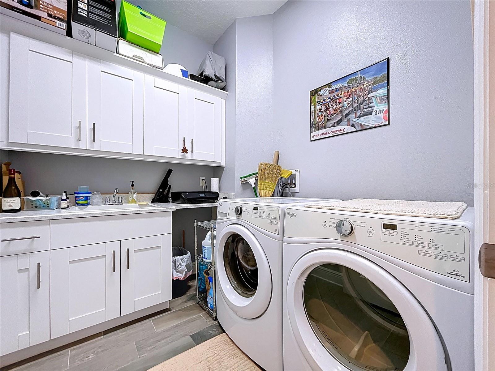 PALMA SOLA BAY CLUB - Residential