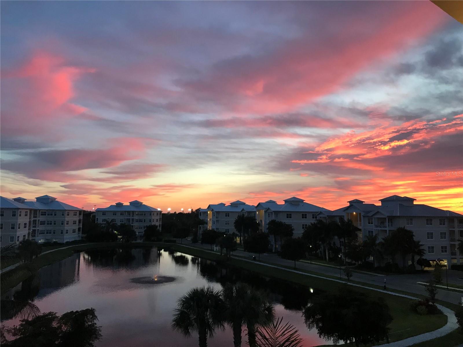PALMA SOLA BAY CLUB - Residential