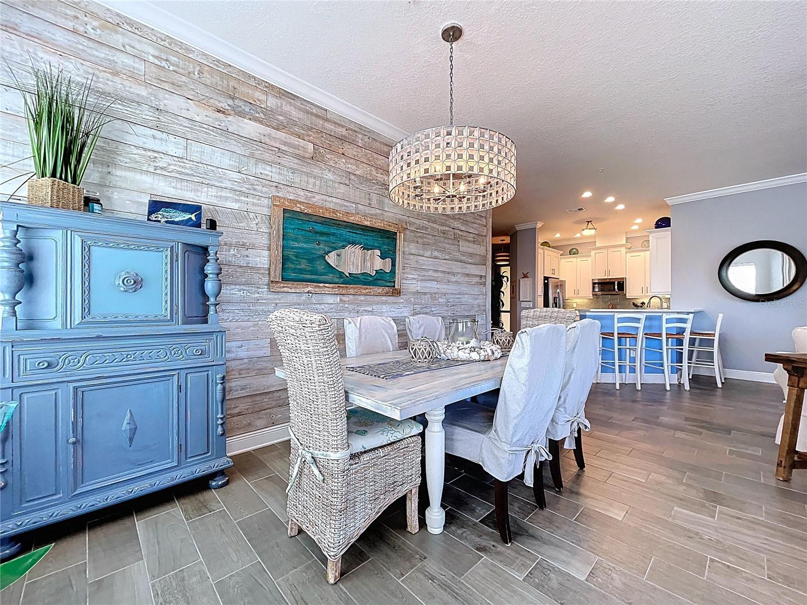 PALMA SOLA BAY CLUB - Residential