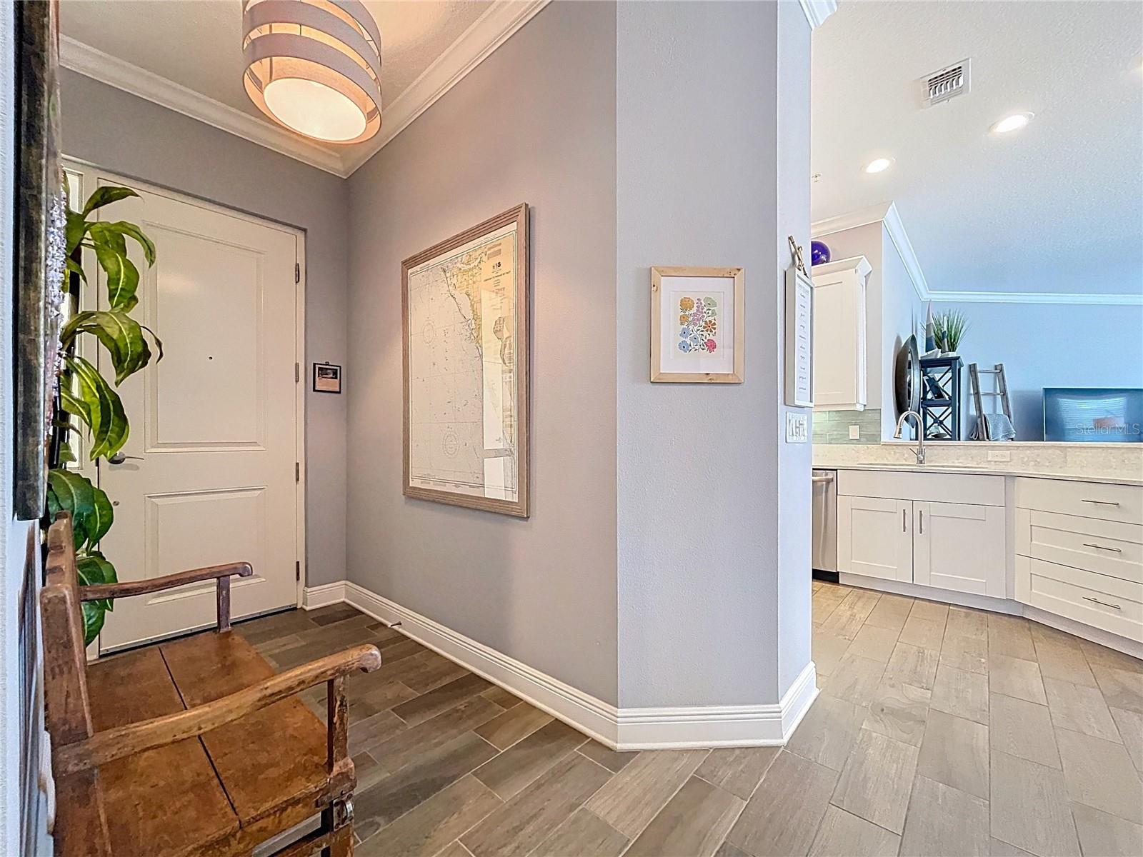 PALMA SOLA BAY CLUB - Residential