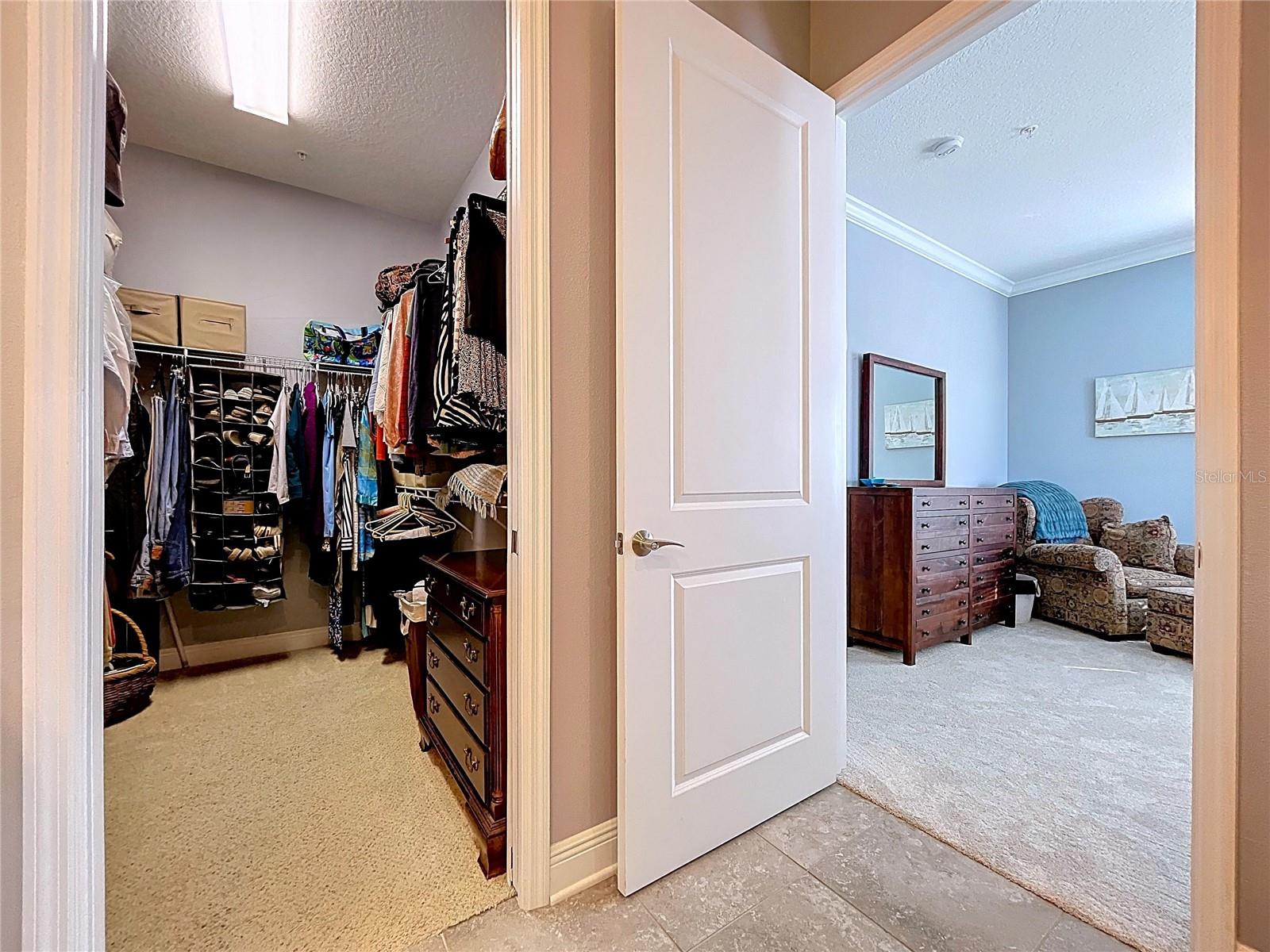 PALMA SOLA BAY CLUB - Residential