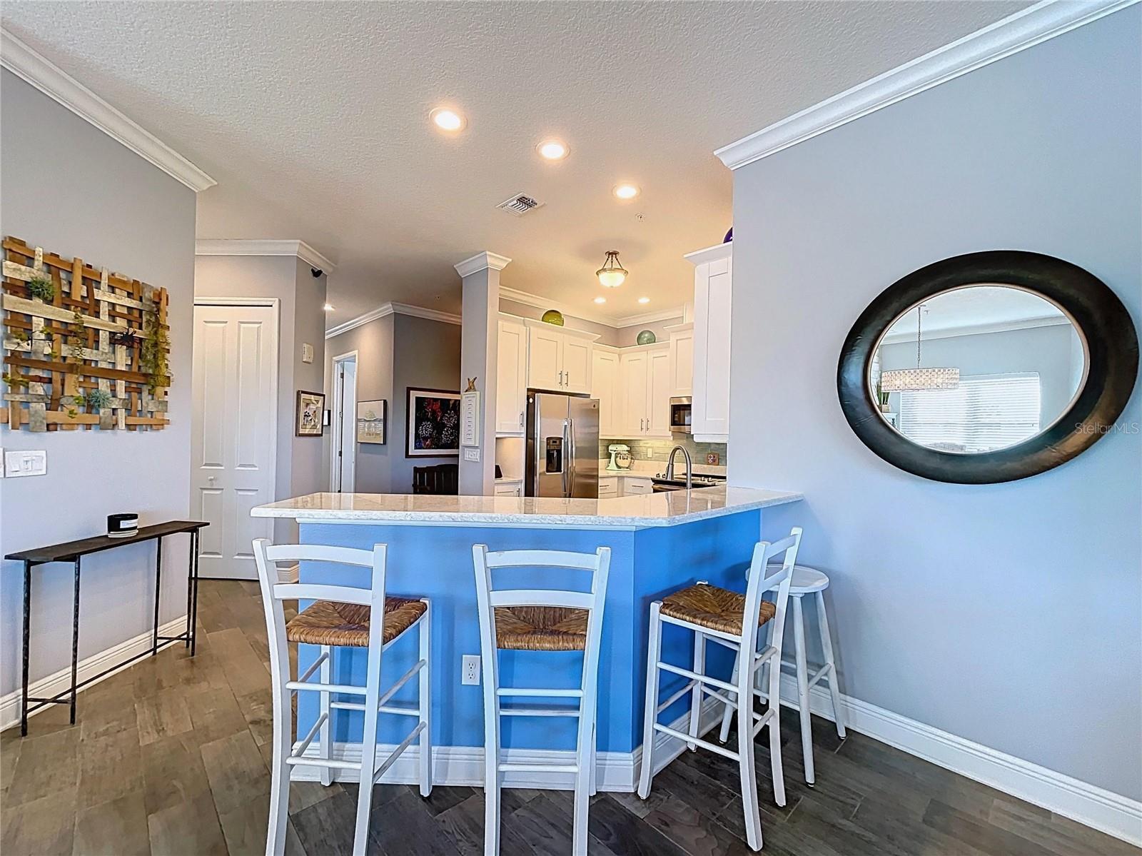 PALMA SOLA BAY CLUB - Residential