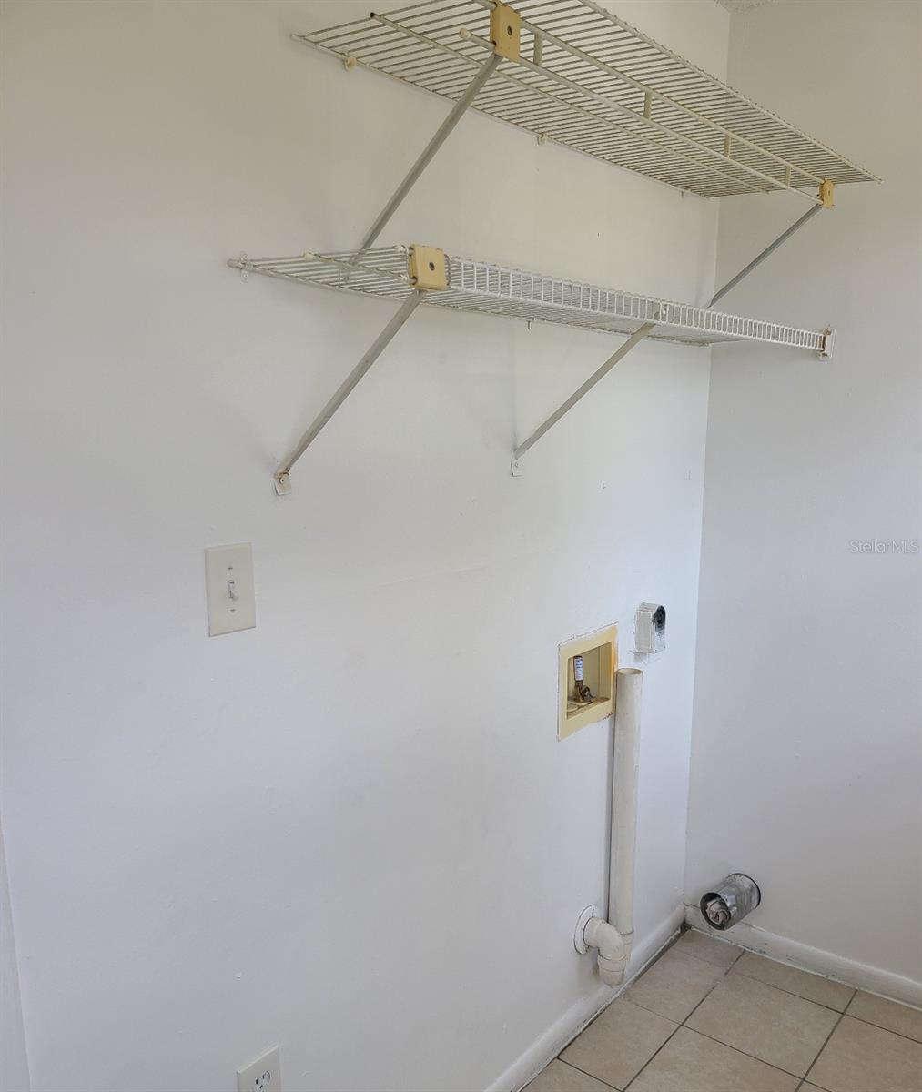 HUNTINGTON ON THE GREEN CONDO - Residential