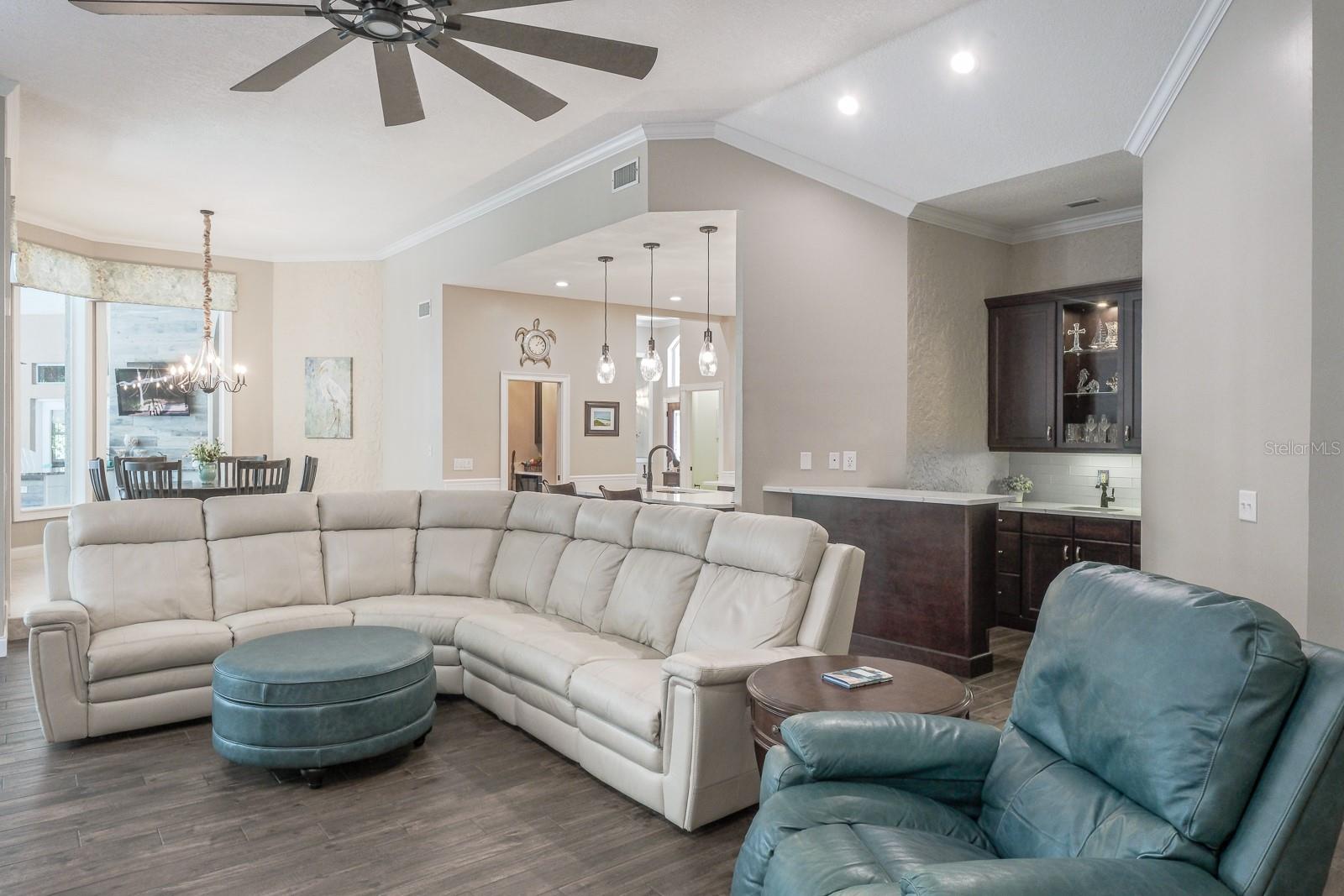 DEERPATH UNIT ONE - Residential