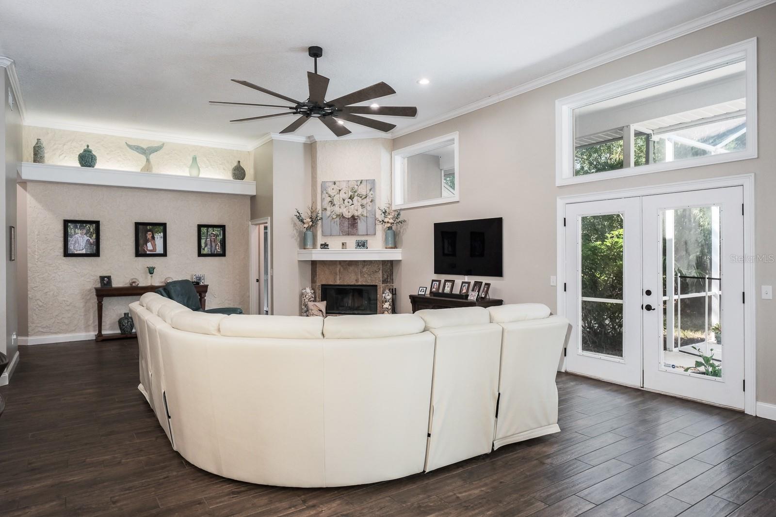 DEERPATH UNIT ONE - Residential