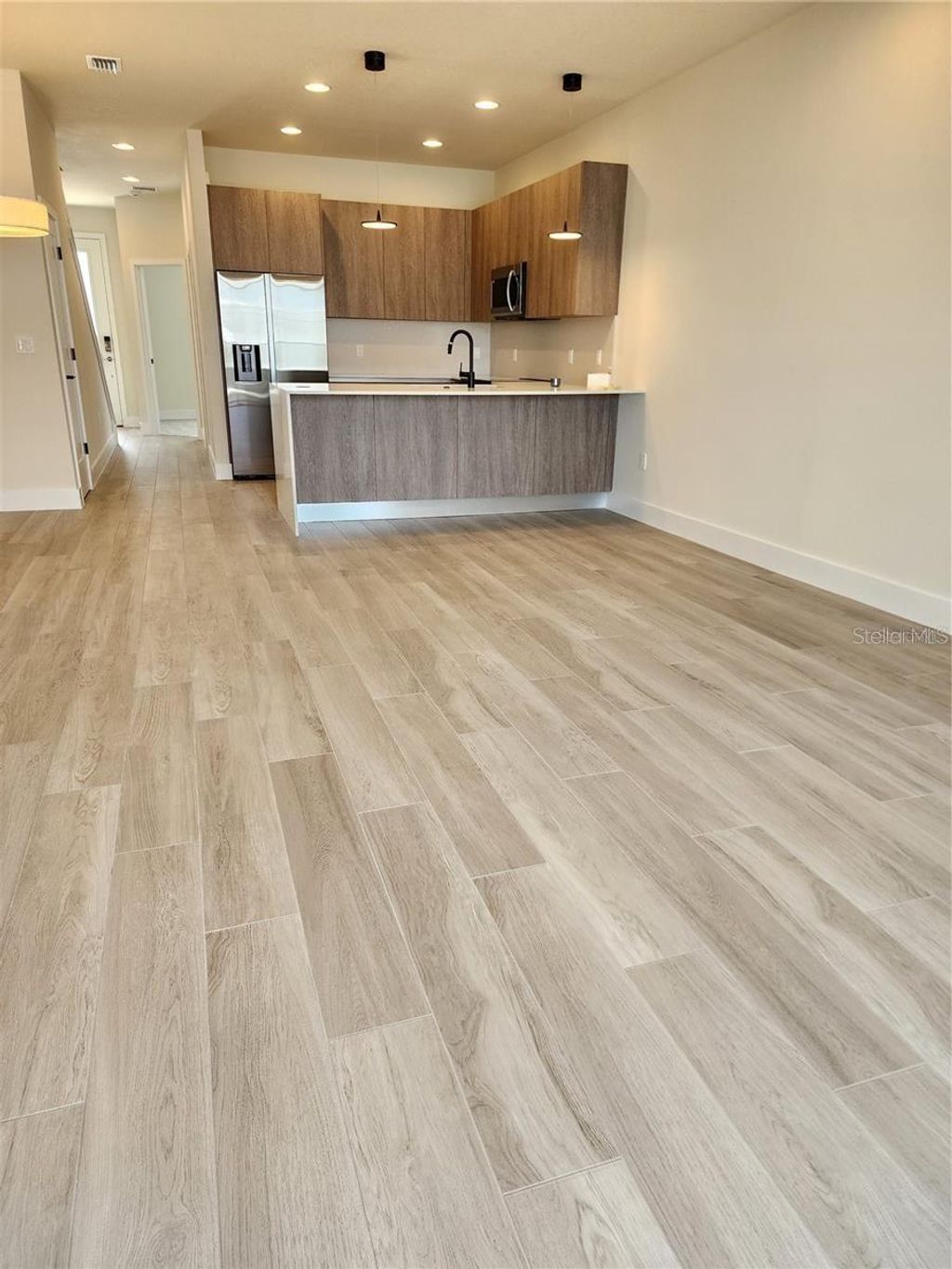 Photo of 1416 Wanderlust Lane, Clermont, FL 34714 (MLS # R4910723)