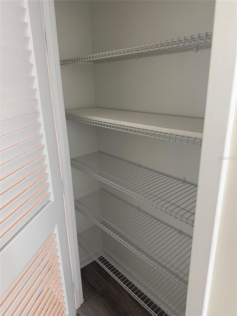 BAYSHORE BATH & TENNIS CLUB CONDO - Residential Lease