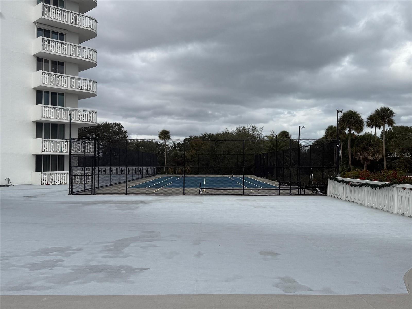 BAYSHORE BATH & TENNIS CLUB CONDO - Residential Lease