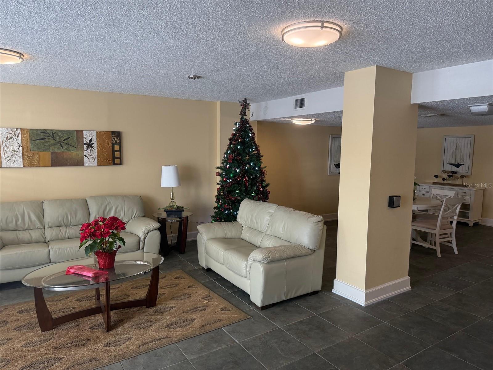 BAYSHORE BATH & TENNIS CLUB CONDO - Residential Lease