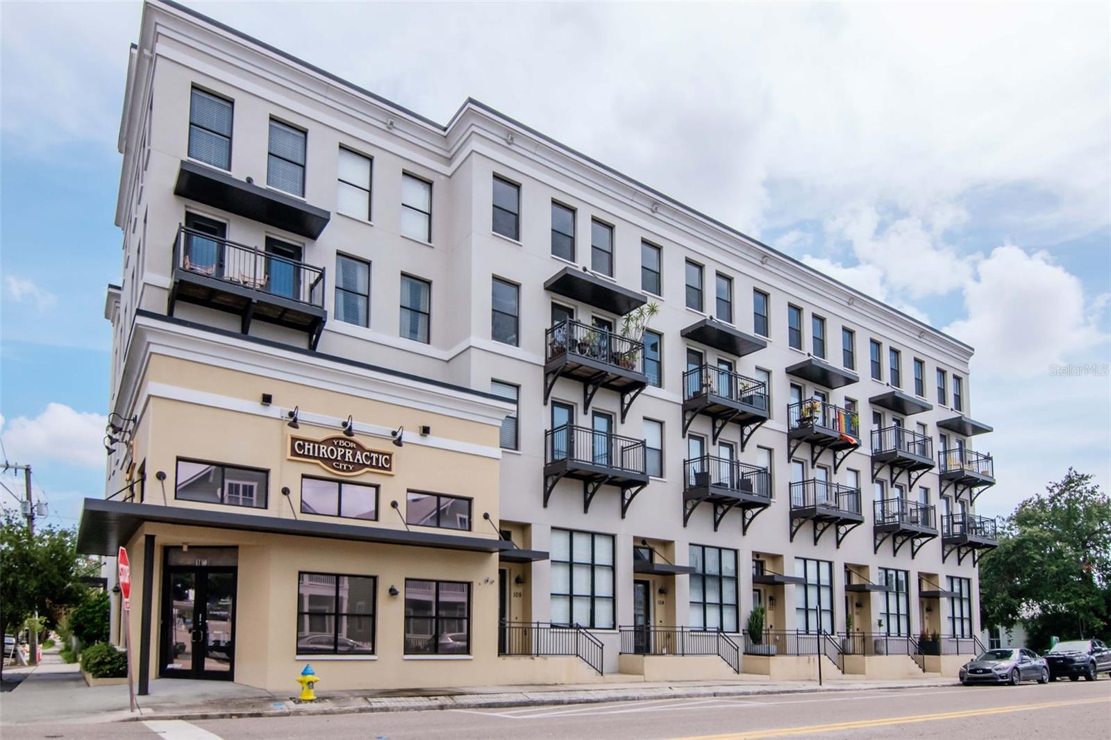 Rare 2/2 loft-style townhouse in the heart of HISTORIC YBOR. Close to the famous 7th Avenue, this two-story unit is in a gated community. Footsteps away from restaurants, shopping, and
nightlife. An open floor plan with high ceilings. One reserved parking spot. Updated kitchen appliances, bathrooms, and flooring. The unit includes a dedicated laundry room, and walk-in closet
off the primary bedroom. The unit has views of Downtown Tampa with sunrises and sunsets. Close to Downtown/Channelside and the Selmon Expressway along with the Interstate for easy
commuting. Just a few blocks away you can catch the free TECO Streetcar to downtown Tampa. Stops along the way include Channelside and Water Street (both with Publix grocery stores),
Sparkman’s Wharf, The Florida Aquarium, Amalie Arena, and the gorgeous Tampa Riverwalk. Community supplies water/trash and exterior maintenance.