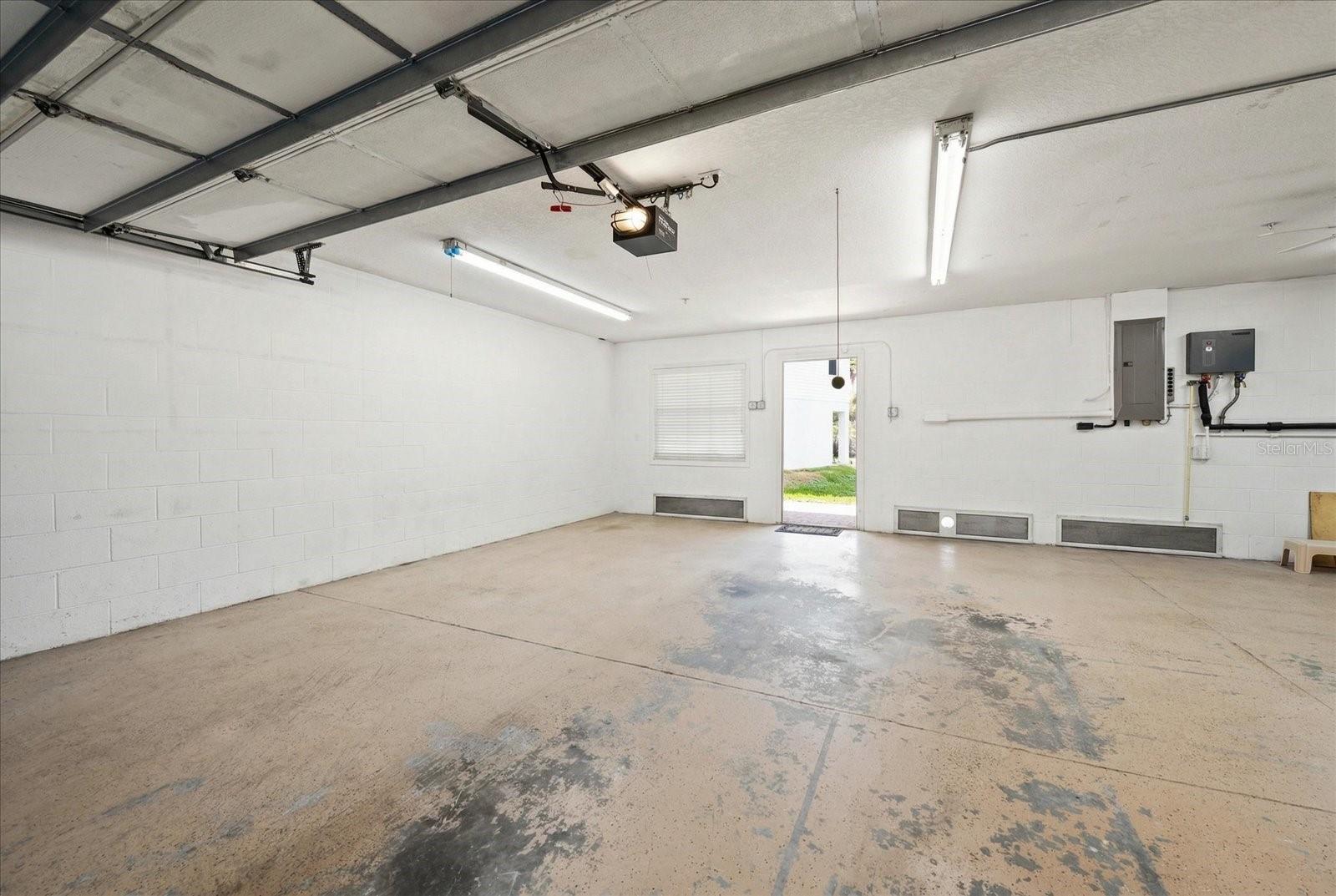 TIDES VILLAGE - VILLAGE - Residential