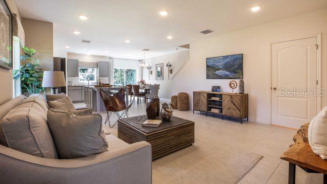 ONE COLLEGE PLACE - Residential