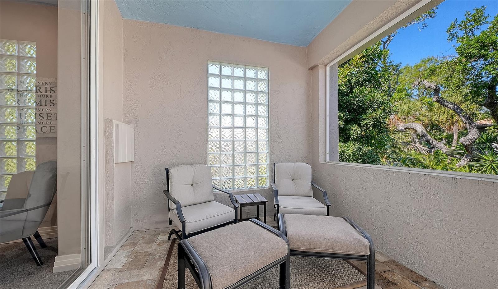 BAY ISLES - Residential