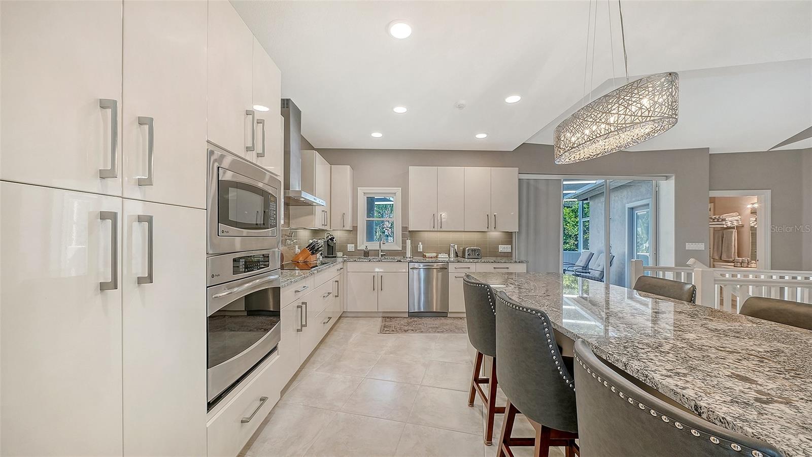 BAY ISLES - Residential