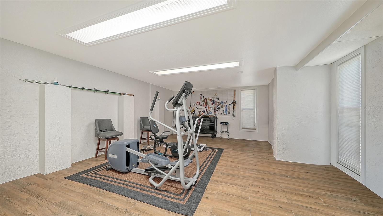 BAY ISLES - Residential